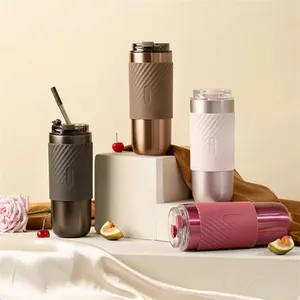 Nouveau!!! Tasse thermos portable Bouteille d'eau Tasse à café portable de grande capacité avec tasses isolantes en paille C0413