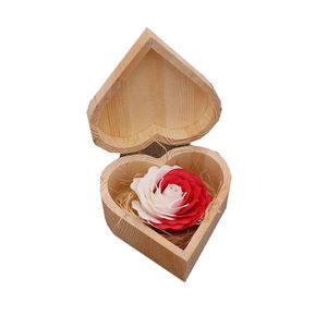 Jabón de pétalos de rosa multicolor para fiesta, caja de madera con forma de corazón, regalo para el Día de San Valentín, lejía para la piel