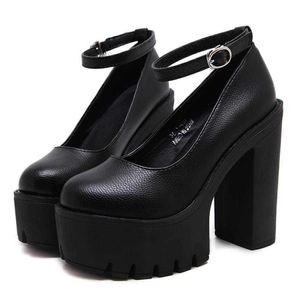 Nuevos zapatos casuales de tacón alto de primavera y otoño sexy ruslana korshunova tacones gruesos zapatos de plataforma negro blanco 230807