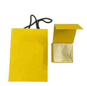 Nuevo estilo F Carta Cajas amarillas Accesorios de joyería Embalaje Caja de exhibición Bolsas para el polvo Collares Pulseras Pendientes Caja de anillo Bolsa de regalo Cajas de almacenamiento de gemas