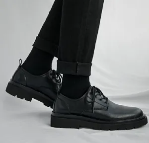 Nouveaux chaussures de style baskets habillées femmes chaussures de sport en cuir pour hommes baskets gris noir avec boîte 036