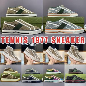 Nuevo Tenis 1977 Zapatillas de deporte Zapatos de lona de diseñador de lujo para mujer Cubiertas de zapatos de mezclilla vintage clásicas anunciadas Zapatos casuales bordados con suela de goma Tamaño 35-42