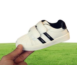 Nuevos zapatos para niños pequeños zapatos casuales suaves para niños chicas zapatillas para caminar no esxip unisex zapatos de bebé recién nacidos rojo rojo color 2011302647518