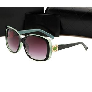 Nuevas gafas de sol para mujer joya en las piernas del marco Diseñador joya gafas bijou accesorios moda sombra sunglasse cateye gafas gafas de sol para