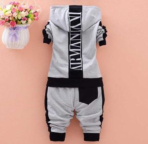 Conjuntos de ropa para bebé recién nacido, camiseta de manga larga + Pantalones, traje de 2 uds., vestido de algodón para niña pequeña, chándal para correr