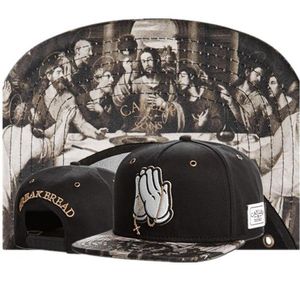 Date Arrivée Cayler Sons BREAK BREAD dieu prie Snapback Caps hommes femmes Hip Hop baseball Chapeaux Bone236V