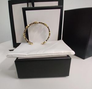 Bracelet ouvert de Style rétro pour femmes, à la mode, offre spéciale, qualité supérieure, fourniture de bijoux glissants, nouvelle collection