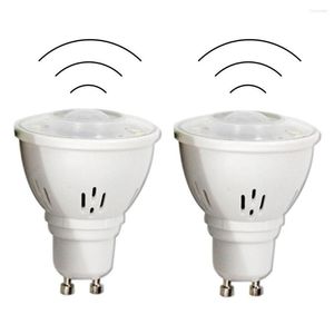 Luces nocturnas Bombilla de luz sensible a infrarrojos de 2 piezas LED 3W GU10 230V 120V AC Lámpara de pared para patio Mini lámparas de puerta Patio