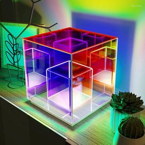 Luces nocturnas 3D cubo caja de color luz sala de estar dormitorio decoración atmósfera pirámide acrílico lámpara de mesa creativa