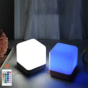 Luces nocturnas Lámpara cuadrada LED RGB 16 colores Luces de cubo cósmico con control remoto IP68 Resistente al agua y carga USB para mesa de comedor y habitación P230331