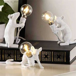 Veilleuses Lampes de Table LED modernes résine Animal Rat chat écureuil LED veilleuses souris lampes de Table décor à la maison lampe de bureau luminaires YQ231214