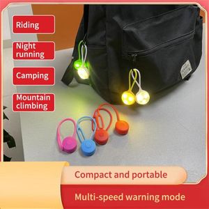 Luces nocturnas Mochila al aire libre Silicona LED mini corriendo Cycling Signal Flash Advertencia Accesorios de conducción