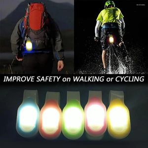 Luces nocturnas Práctica lámpara LED para libros portátil con adsorción magnética alimentada por batería Protección ocular de tamaño mini Ideal para correr como