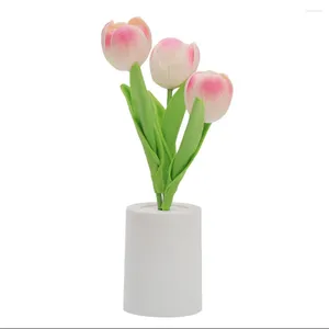Luces nocturnas Tulipán Luz LED Tulipanes románticos Flores artificiales Lámpara rosa con pilas para decoración de interiores Regalos