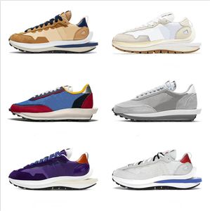 LDWaffle Sacai Baskets Pantoufles Fragment Design Noirci Bleu Clair Fumée Gris CLOT Orange Blaze LDV Waffle Pine Green Summit Blanc Noir