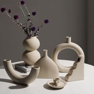 Jarrones de cerámica pequeños de lujo ligeros de estilo nórdico arreglo de flores regalos de escritorio decoración adornos accesorios de decoración del hogar 210409