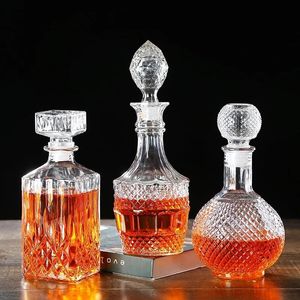 Novelty design multi styles barware wine glass bottle 250-1000ml lead-free glass whiskey decanters for Liquor Scotch Bourbon 231228