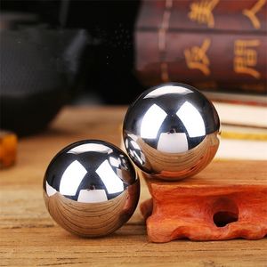 Jeux de nouveauté Premium Une paire de boules de santé chinoises Baoding Massage à la boule de fer pour l'exercice de thérapie des mains et le soulagement du stress 220930