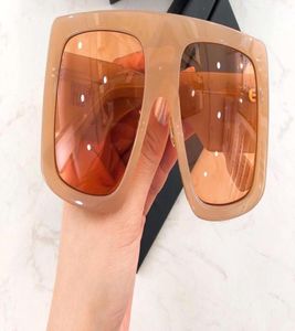 Gafas de sol desnudas de gran tamaño para mujeres Gafas de sol de solas Gafas de sol de moda Uv400 Protección con caja8313746