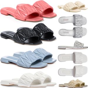 Original Miui para mujer Zapatillas de playa famosas Clásico Tacón plano Verano Envío gratis Diseñador Diapositivas Zapatos Baño Señoras Sandalias sexy Tamaño 36-41