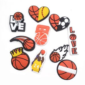 Otros amuletos de zapatos de baloncesto para sandalias Croc I Love Cute Jibz zuecos decoración jardín accesorios regalos Drop Delivery Otq1P