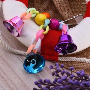 Otros suministros de aves decoración navideña no tóxica duradera y duradera ideal para ejercicio de loros juguetes para mascotas tejidas con campanas colgantes