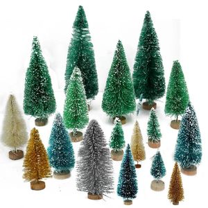 Autres fournitures de fête d'événement 8pcs 50-125mm taille mixte mini arbre de Noël petit pin de bureau pour la maison année fête de Noël décoration de table Navidad 231027