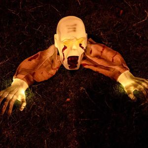Autres fournitures de fête d'événement Halloween Lighted Groundbreaker avec LED Scary Zombie Decors Festival Thème pour jardin Maison hantée Décoration de cimetière T231012