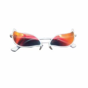 Otros suministros para la fiesta de eventos One Piece Donquixote Doflamingo Cosplay Gafas Anime PVC Sol Sun Gafas de soles de regalos de Navidad Gafas de sol 688