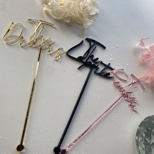 Autres fournitures de fête d'événement Nom personnalisé Boissons Agitateurs Personnalisé Lettre à la main Stir Swizzle Sticks Bar Accessoires Table de mariage Pièce maîtresse 230825