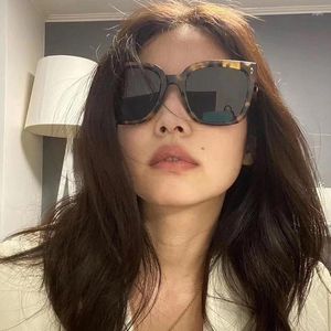 Lunettes de soleil carrés de mode de mode d'extérieur marque Big Fime Femmes Sun Glasse-soleil Vision Visitez des lunettes de soleil portables anti-UV