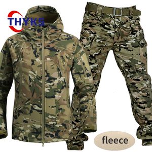 Outdoor Camouflage Plush and Thick Coat, Warm Sharkskin Soft Shell Jacket for Autumn and Winter