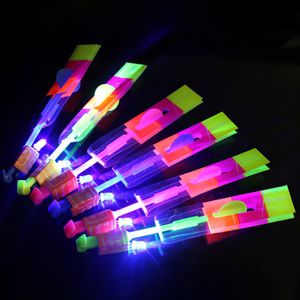 Extérieur brillant fusée Flash lumière LED nuit enfants lumineux fronde jouets brillant fronde élastique hélicoptère rotatif jouet