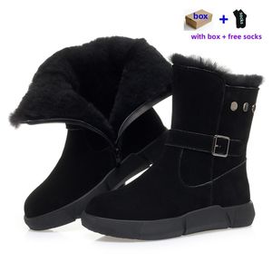 Botas de nieve de diseño de gran tamaño al aire libre Boots para mujer pelaje de cuero esponjoso de cuero botines calientes de chicas negras zapatos de mocasines con zapatos de lana.