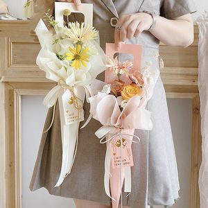 Papier d'emballage 5pcs boîte-cadeau d'emballage de fleurs roses simples Bouquet Matériel d'emballage floral Boîtes à fleurs bricolage faites à la main avec rubans et cartes 230530