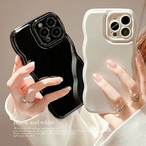 Coque de téléphone en TPU avec coussin d'air peint, matériaux de vente en gros, pour Iphone 15 14 13 12 11 Pro Max, prévention des chutes, nouveaux produits à la mode