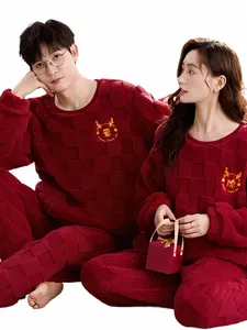 Pijamas Navidad Pareja Noche Dr Mujeres Ropa de dormir Conjunto de pijamas Red Loungewear Hombres Cálido Tamaño grande Nuevo en Delevery Kigurumi G0Go #