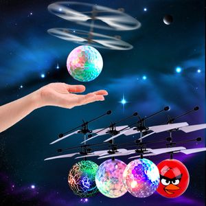 Pièces Accessoires Boule volante colorée Hélicoptère RC Boules lumineuses pour enfants mini drone Induction infrarouge Avion Télécommande dron Jouets 230620