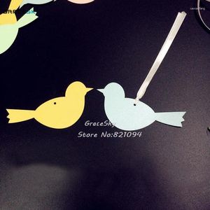 Décoration de fête 50pcs découpé au laser mignon petits oiseaux conception cartes de souhaits étiquette volante message marque de livre de mariage