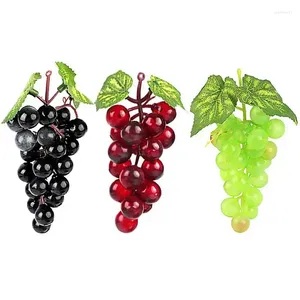 Decoración de fiesta Racimos de uvas falsas Colgando paquetes de uvas artificiales con múltiples colores Frutas de plástico Decoración para el hogar