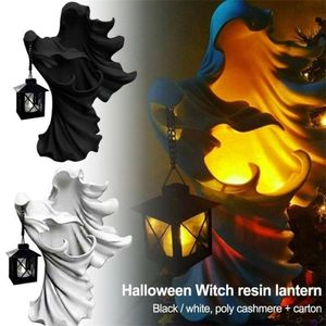 Décoration de fête Halloween Statue de sorcière sans visage avec lanterne Résine Sculpture réaliste Le fantôme à la recherche d'une décoration effrayante de jardin féerique 220908
