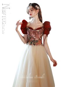 Vestidos de fiesta Quinceañera Manga de burbuja Vintage Bordado Vestido medieval Princesa Renacimiento Vestido Reina Traje 230221