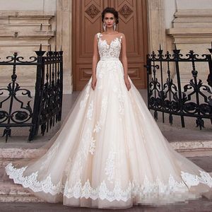 Robes de fête Mariage de champagne Scoop Transparent With Doftable Perking Sash Lace Applique Sans manches Backless Bridal Robes 230328