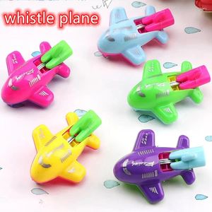 Party Favor 10pcs mini bouche créative soufflant GLIDE POWER AIRPLANE TOY