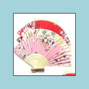 Party Favor Classique Chinois Style Tissu Fan Soie Pliant Bambou Main Tenu Fans De Mariage Anniversaire Faveurs Cadeaux Drop Livraison 2 Accueil Dhg7K