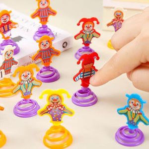 Fête favorise le jouet de doigt drôle en plastique pour les enfants Bounce Bounce Clown Cartoon Assembly Jumping Game 10 PCS