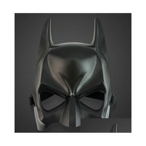 Máscaras de fiesta al por mayor - Máscara de disfraces de Halloween Simulación de dibujos animados Adts masculinos Plástico negro y media cara 10 piezas / lote Gota Delive Homefavor Dhdet