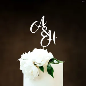 Décoration de gâteau avec initiales de Couple personnalisées, fournitures de fête, cadeau de fiançailles personnalisé pour mariage