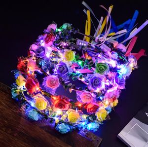 Fournitures de fête Couronne de fleurs LED Robe de mariée Guirlande de cheveux Mariée Demoiselle d'honneur Couronne florale Hawaï Bord de mer Accessoires de décoration SN5317