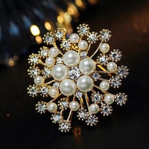 Broche de perlas Broches de flores de diamantes de imitación para mujeres Broche Pin Joyería de moda simple Pin de boda Accesorios de ramillete